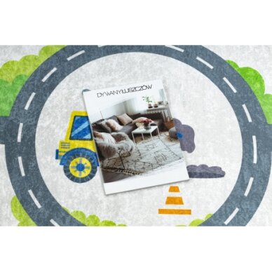 BAMBINO 2338 plaunamas kilimas Ekskavatorius, gatvės, neslystantis - baltas / žalias 2 BAMBINO 2338 plaunamas kilimas Ekskavatorius, gatvės, neslystantis - baltas / žalias 2