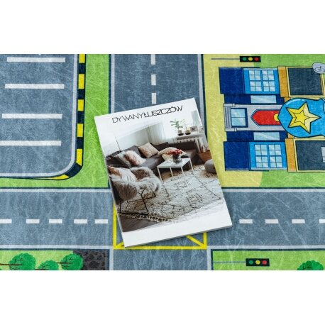 BAMBINO 9028 plaunamas kilimas Miestas, gatvės, neslystantis - žalias / pilkas 2 BAMBINO 9028 plaunamas kilimas Miestas, gatvės, neslystantis - žalias / pilkas 2