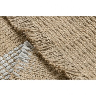 Kilimas JUTE 3734 smėlio spalvos / pilkos juostelės - džiutas, plokščias austas, kutais 1 Kilimas JUTE 3734 smėlio spalvos / pilkos juostelės - džiutas, plokščias austas, kutais 1