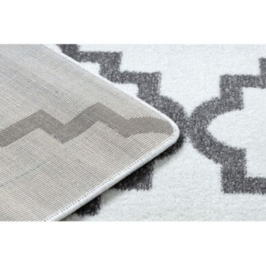 Kilimas SKETCH - F343 pilka Maroko dobilai trellis 1